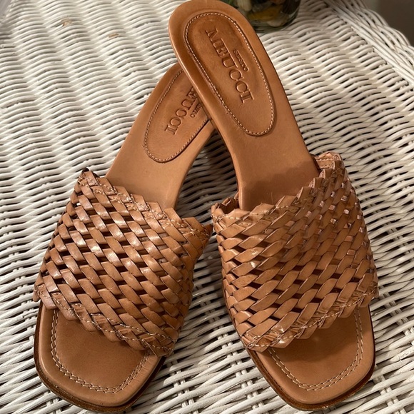 SESTO MEUCCI woven wedge sandals. Tan leather. Size 6. EXCELLENT CONDITION. - Picture 1 of 5